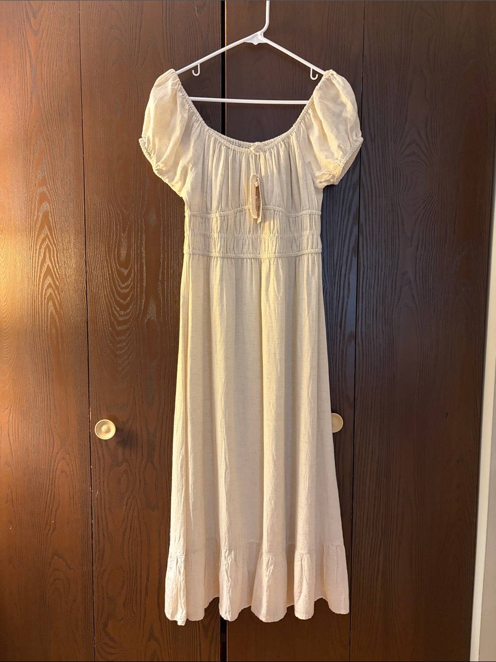 Sim & Sam Light Cream Puff-Sleeve Maxi Dress. Size XL.
